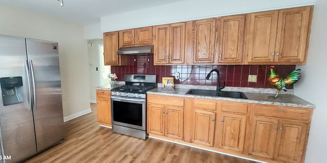 1105 Assell Avenue, Aurora, IL 60505