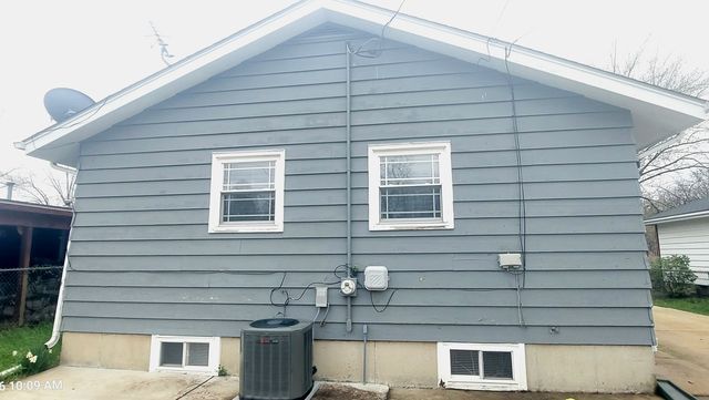1105 Assell Avenue, Aurora, IL 60505