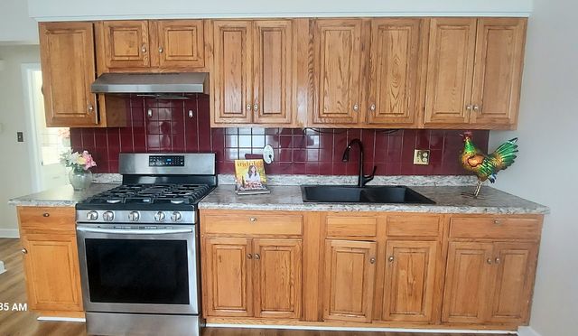 1105 Assell Avenue, Aurora, IL 60505