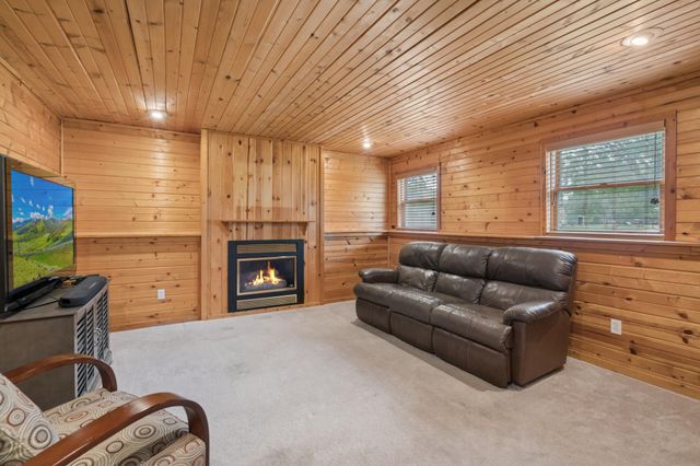 9249 Ashley Terrace, Brooklyn Park, MN 55443