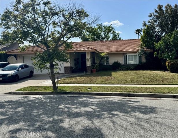 6217 Anastasia, Simi Valley, CA 93063