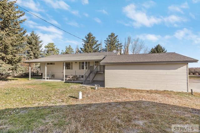 422 N 900 W, Blackfoot, ID 83221