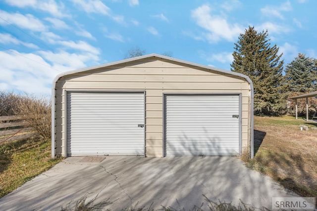 422 N 900 W, Blackfoot, ID 83221