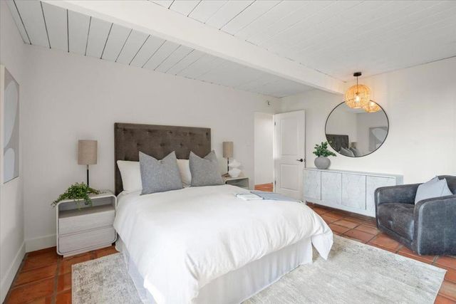 948 Brookgrove Lane, Cupertino, CA 95014