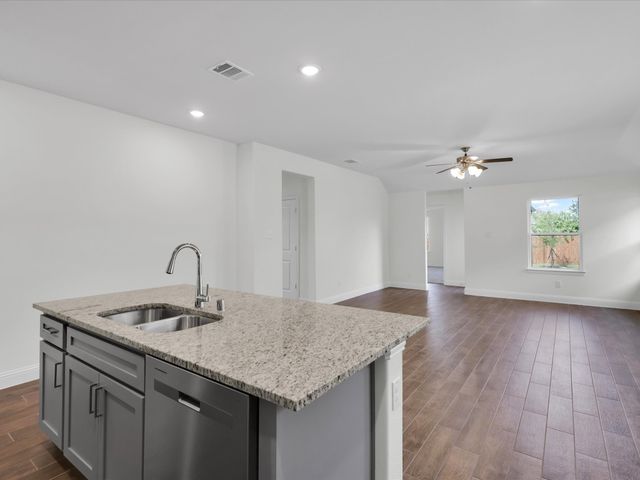 300 Tartane, Anna, TX 75409