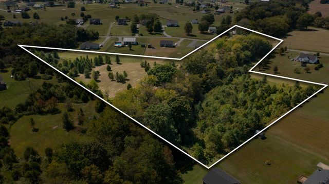 536 Martin Chapel Rd, Portland, TN 37148