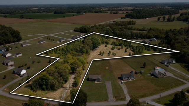 536 Martin Chapel Rd, Portland, TN 37148