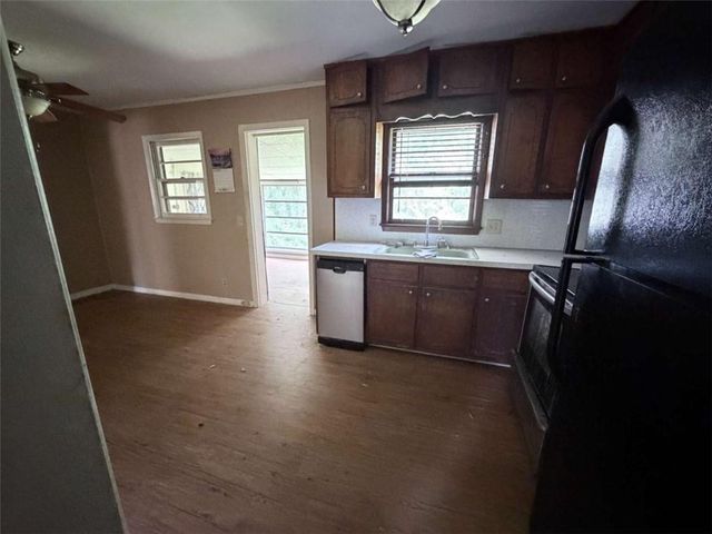 2195 Rockdale Drive, Conyers, GA 30012