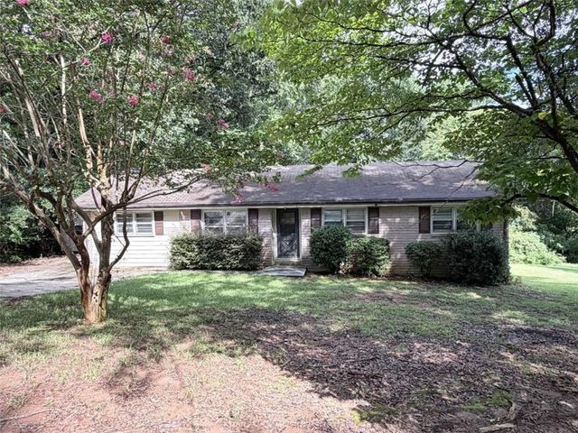 2195 Rockdale Drive, Conyers, GA 30012