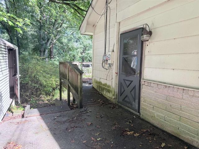 2195 Rockdale Drive, Conyers, GA 30012