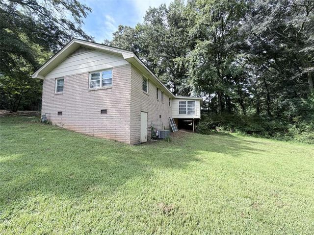 2195 Rockdale Drive, Conyers, GA 30012
