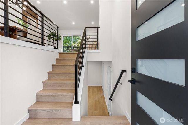 5825 S M St, Tacoma, WA 98408