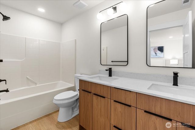 5825 S M St, Tacoma, WA 98408