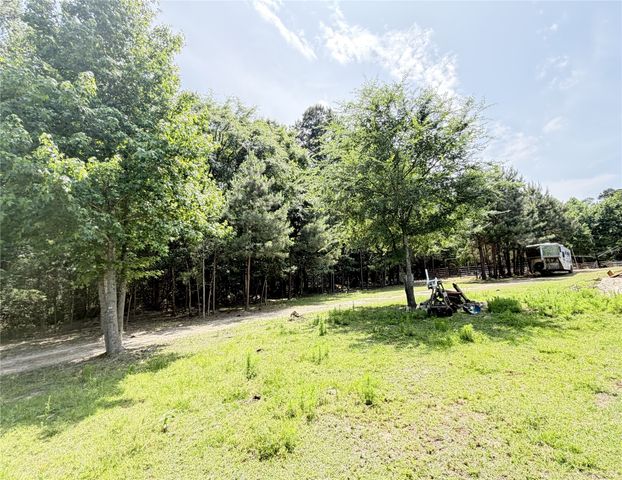 8261 County Road 381, Tyler, TX 75708