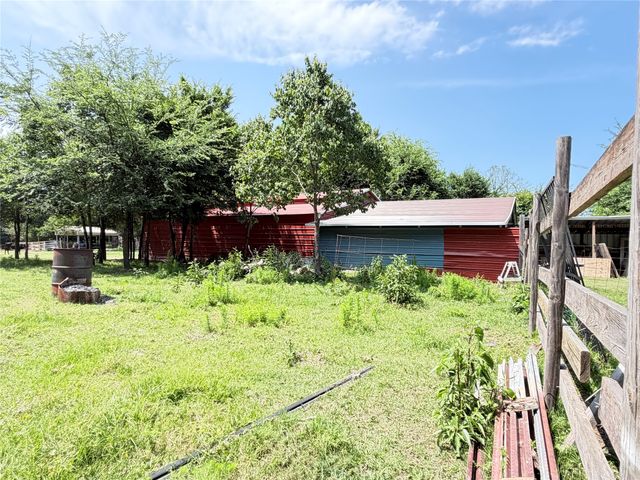 8261 County Road 381, Tyler, TX 75708