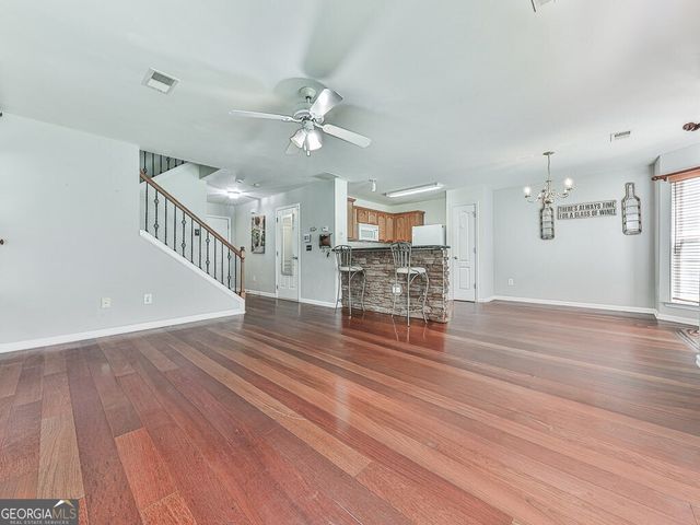 530 Fox Creek Crossing, Woodstock, GA 30188