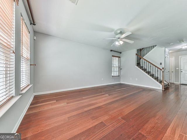 530 Fox Creek Crossing, Woodstock, GA 30188