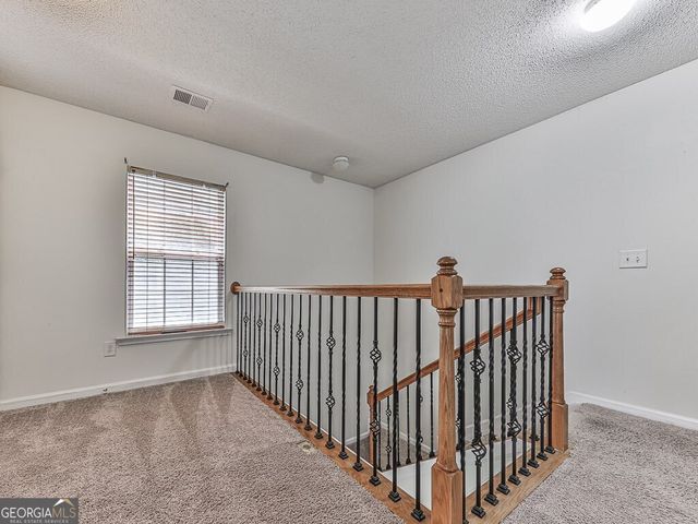 530 Fox Creek Crossing, Woodstock, GA 30188