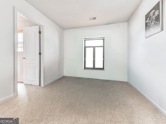 530 Fox Creek Crossing, Woodstock, GA 30188