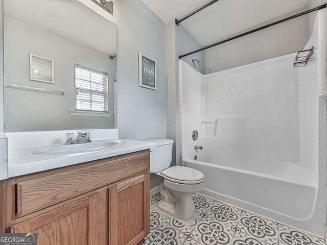 530 Fox Creek Crossing, Woodstock, GA 30188