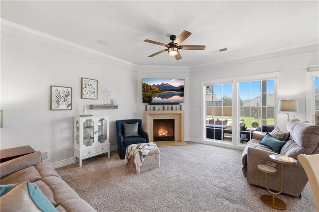 2819 NE Sonora Valley Drive, Blue Springs, MO 64014