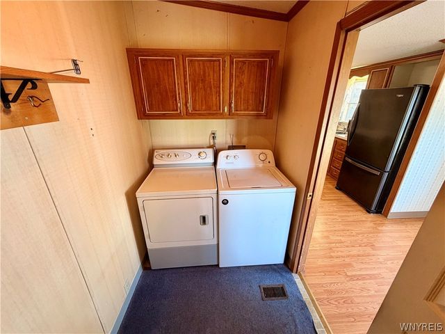 6220 Corwin Station, Newfane, NY 14108