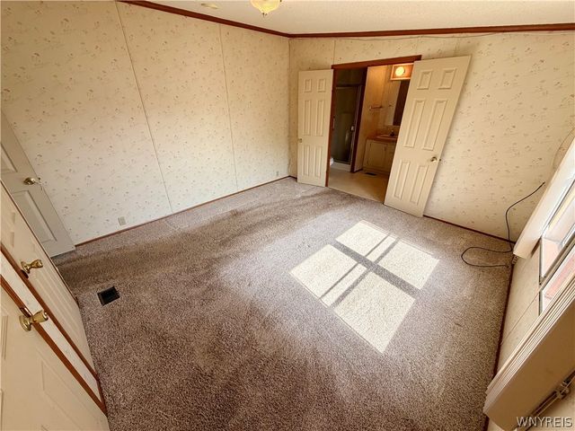 6220 Corwin Station, Newfane, NY 14108