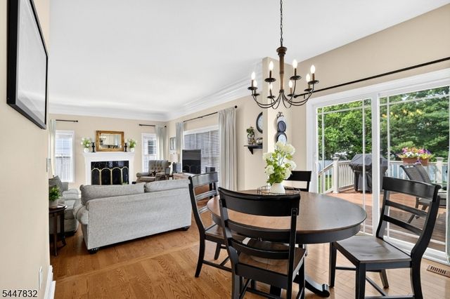 6 Bluebird Way, Raritan Boro, NJ 08869