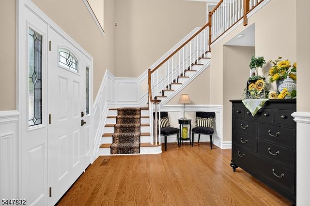 6 Bluebird Way, Raritan Boro, NJ 08869