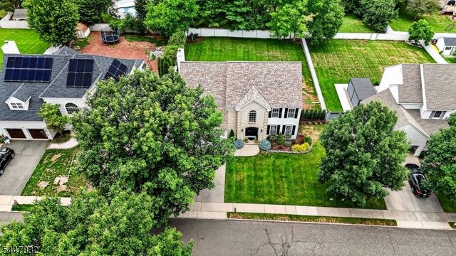 6 Bluebird Way, Raritan Boro, NJ 08869