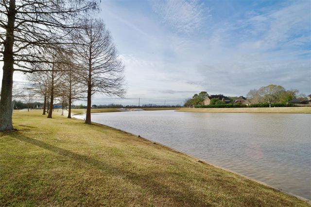 3211 Double Lake Drive, Missouri City, TX 77459