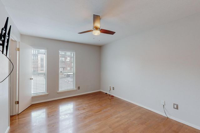 5916 Sandhurst Lane 234, Dallas, TX 75206