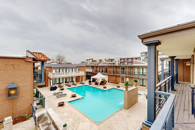 5916 Sandhurst Lane 234, Dallas, TX 75206
