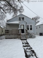 2227 Kanawha Terrace, St Albans, WV 25177