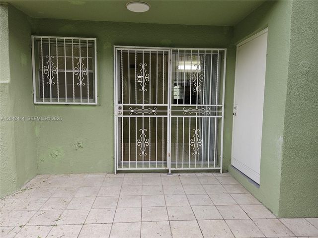 11071 NW 7th Street 10415, Miami, FL 33172