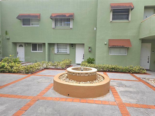 11071 NW 7th Street 10415, Miami, FL 33172