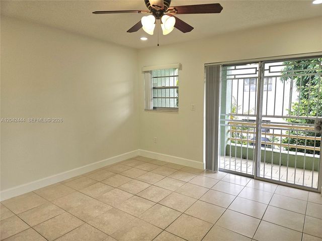 11071 NW 7th Street 10415, Miami, FL 33172