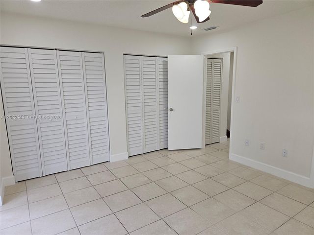 11071 NW 7th Street 10415, Miami, FL 33172