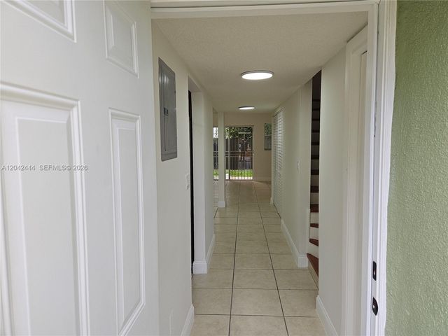 11071 NW 7th Street 10415, Miami, FL 33172