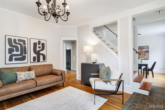 1831 Victor Street, St Louis, MO 63104