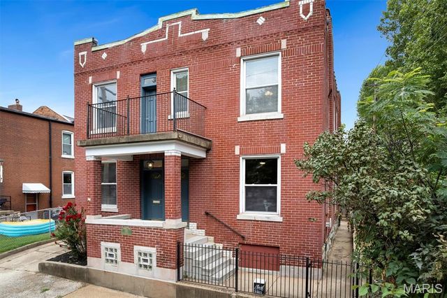 1831 Victor Street, St Louis, MO 63104