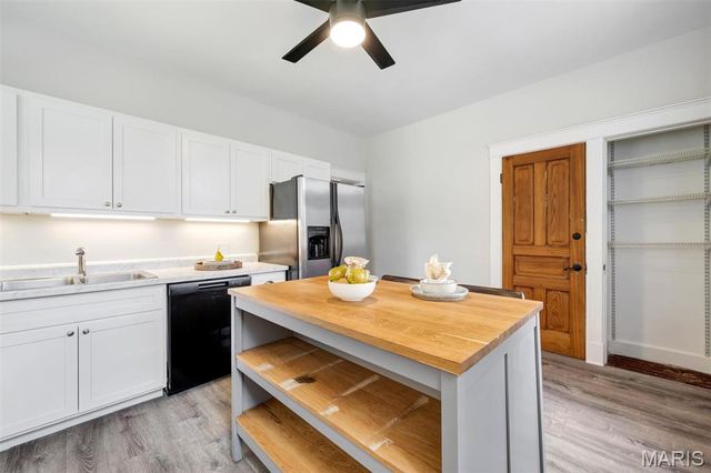 1831 Victor Street, St Louis, MO 63104