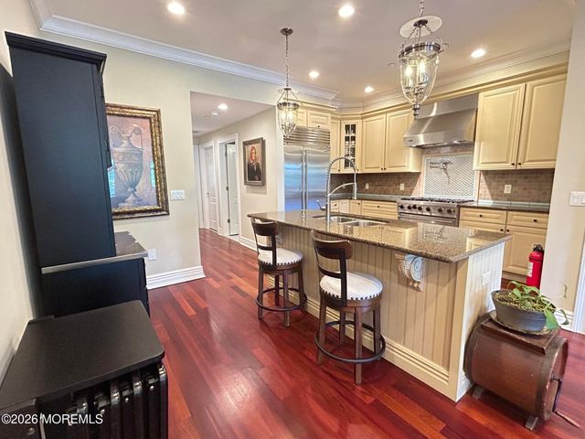 11 Wharf Avenue 3, Red Bank, NJ 07701