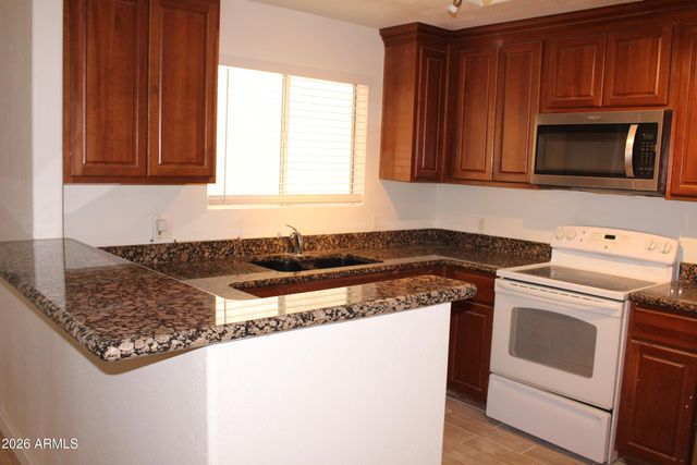11375 E SAHUARO Drive 1031, Scottsdale, AZ 85259