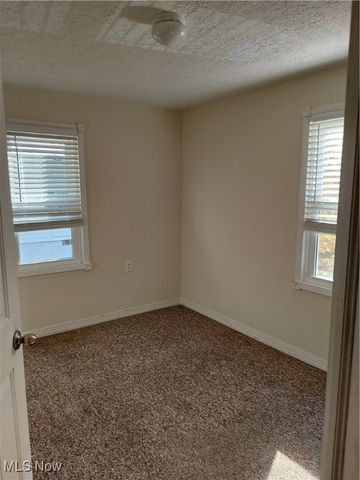 2954 Morrison Street, Akron, OH 44312