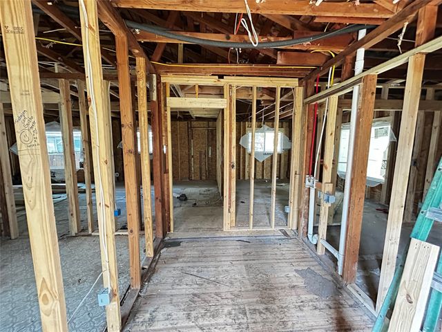 818 Hollywood Avenue, Dallas, TX 75208