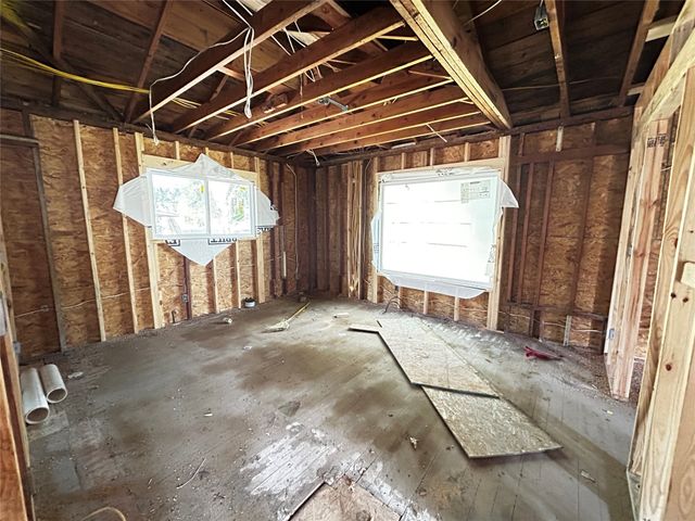 818 Hollywood Avenue, Dallas, TX 75208