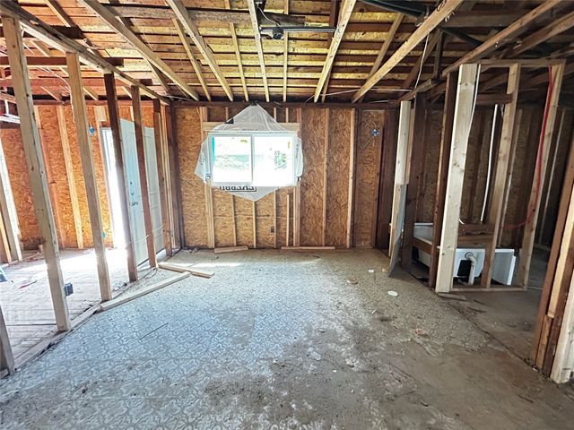 818 Hollywood Avenue, Dallas, TX 75208