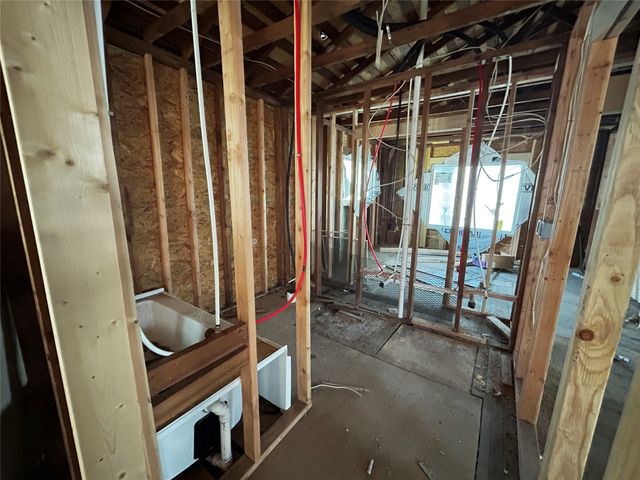 818 Hollywood Avenue, Dallas, TX 75208