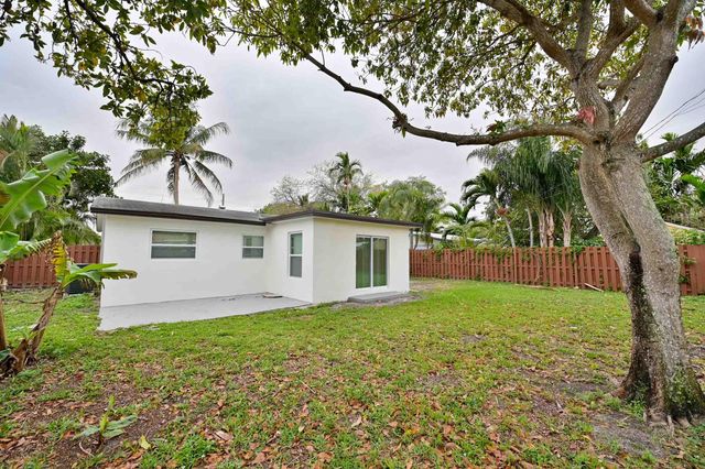 2781 SW 47th Street, Dania Beach, FL 33312